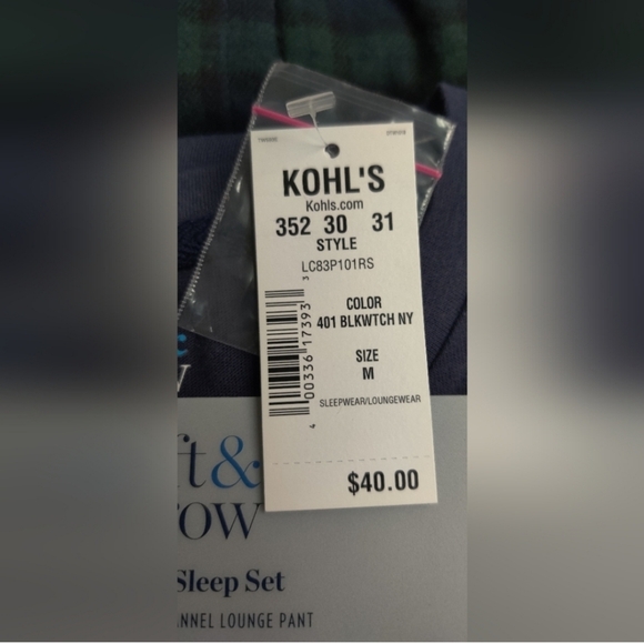 Croft & Barrow Navy and Green Plaid Sleepwear Set - Picture 3 of 3